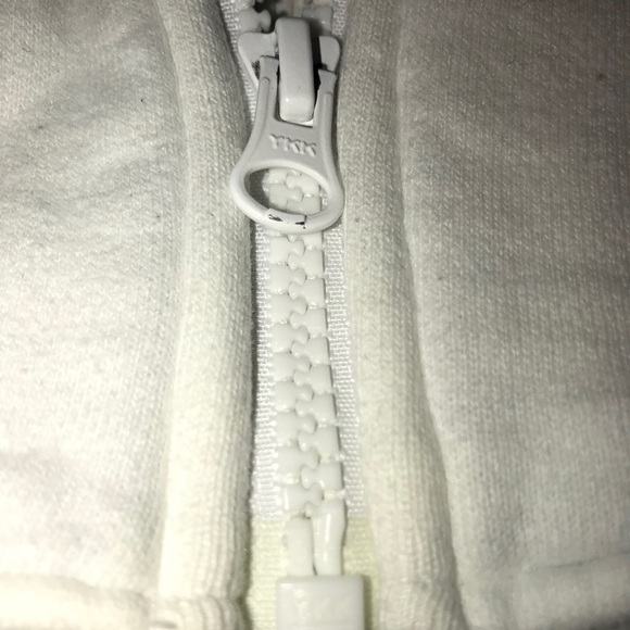 NORTH FACE WINTER JACKET - Picture 13 of 16